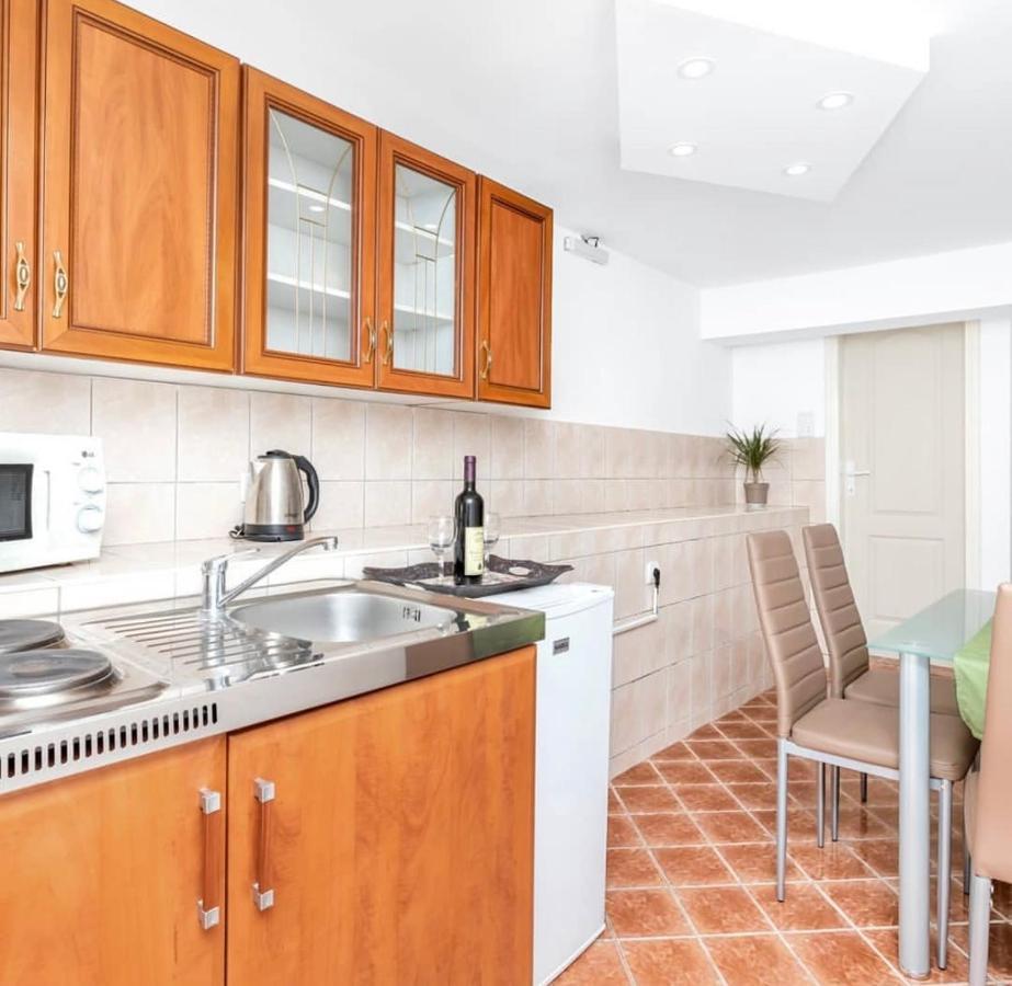 Apartmani Vasilije Kotor Exteriér fotografie